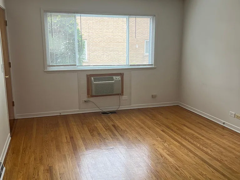 517 Prairie Ave #1 — Photo 5