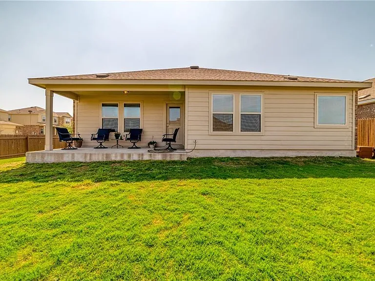 2100 Littleton Dr — Photo 26