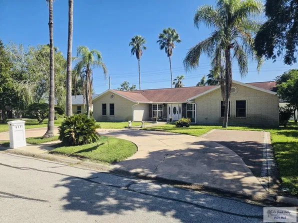 616 Palm Valley Dr E, Palm Valley, TX 78552