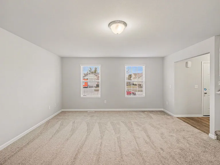 7302 Sessile Cir — Photo 18