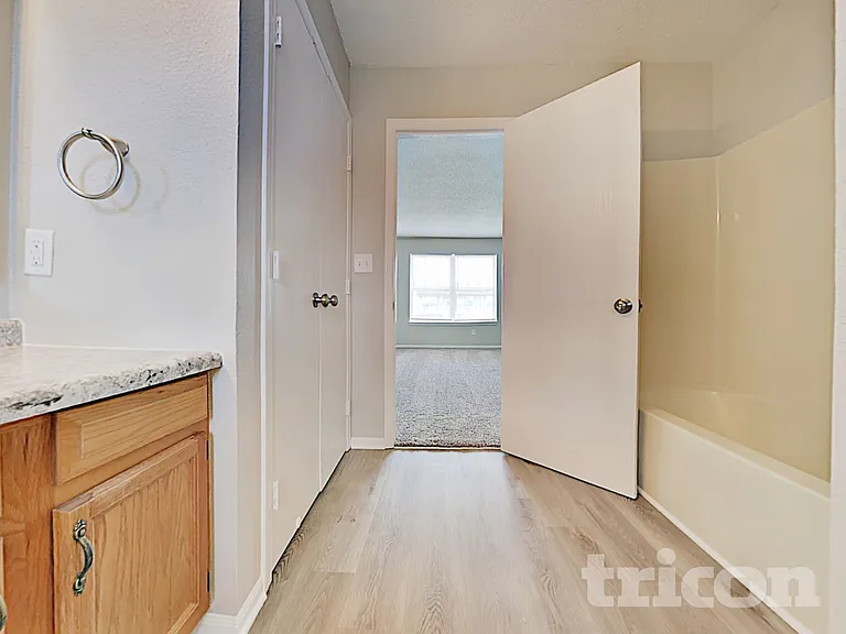 2022 Twin Leaf Ct — Photo 11