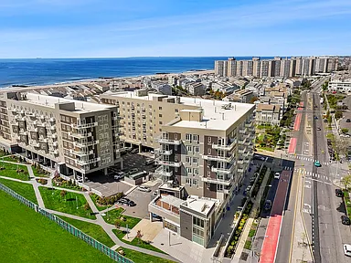 2 BR, 2 BA