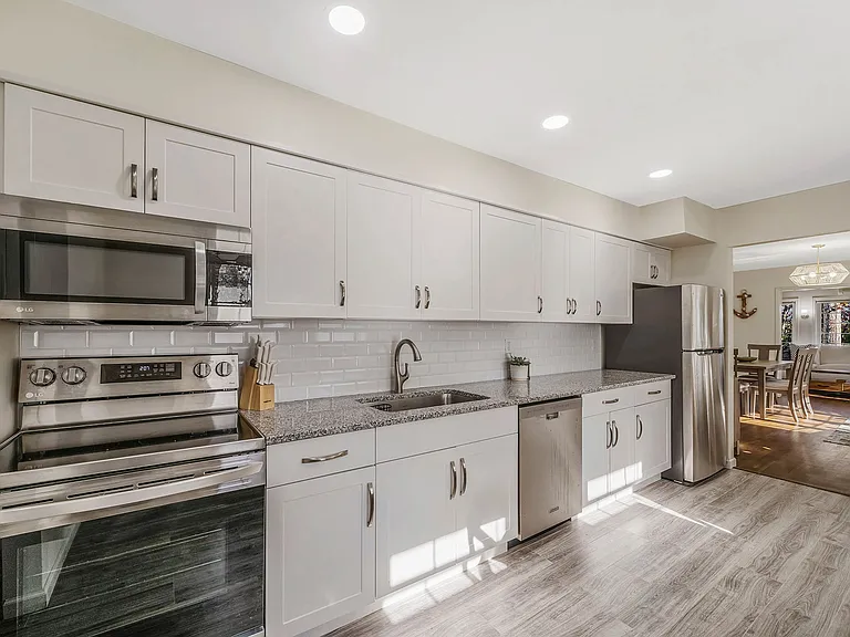 6 Rolling Hill Rd — Photo 11