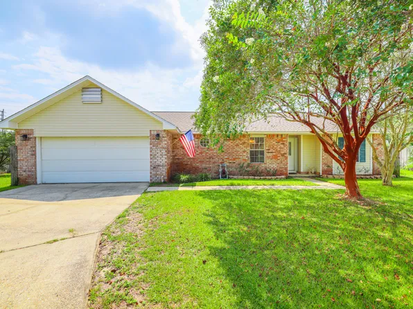 2733 Blue Bay Ct, Navarre, FL 32566