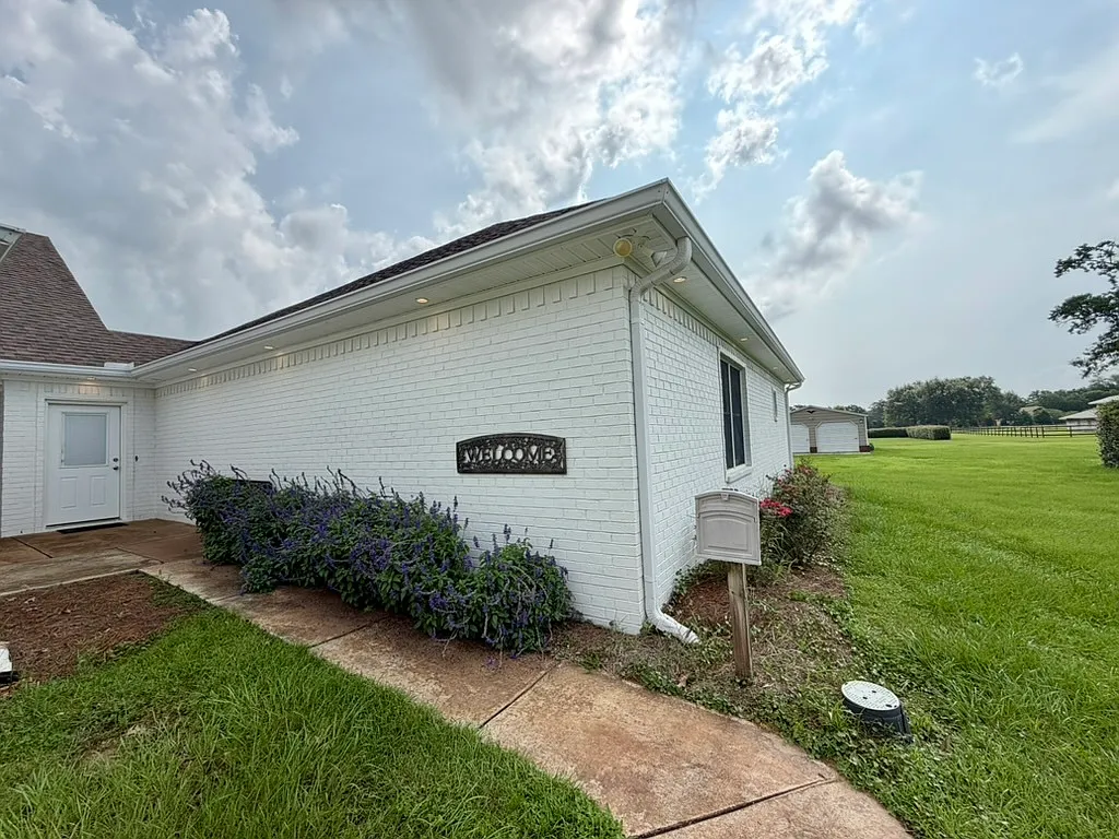 15896 County Road 73 - 1 — Photo 2