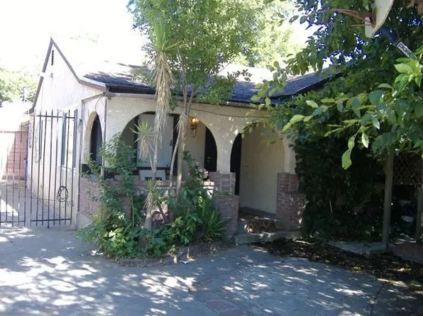 4217 35th St, Sacramento, CA 95820