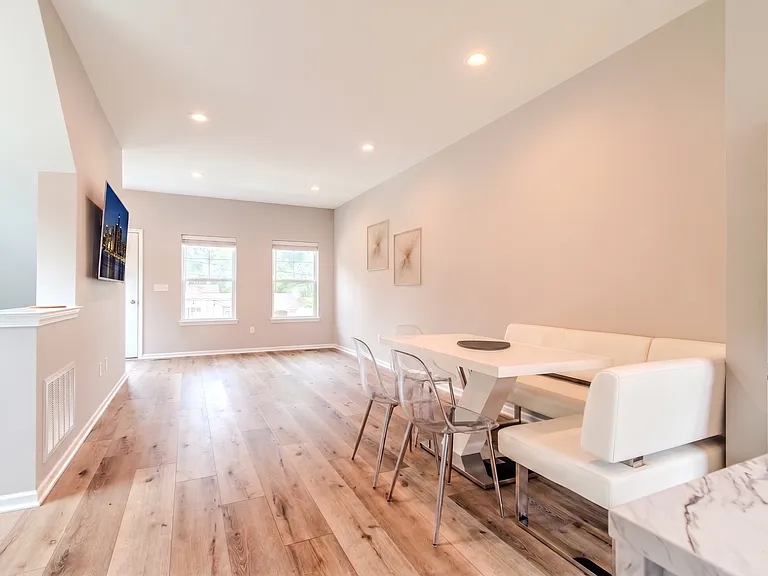 322 Jeff Keeton Dr — Photo 6