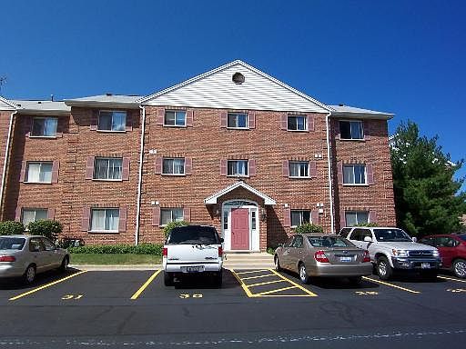 1st image of 7859 Caldwell Ave #310