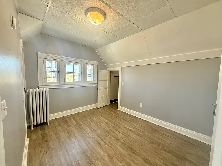 7 Balsam Ave #3-F — Photo 6
