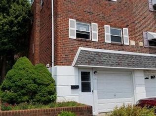 114 Meadow Ln, Philadelphia, PA 19154