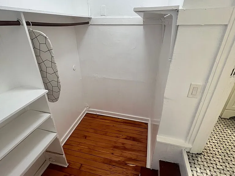 15 Paloma Ave — Photo 52