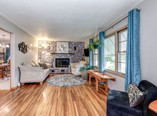 215 Liberty St NE, Fridley, MN 55432
