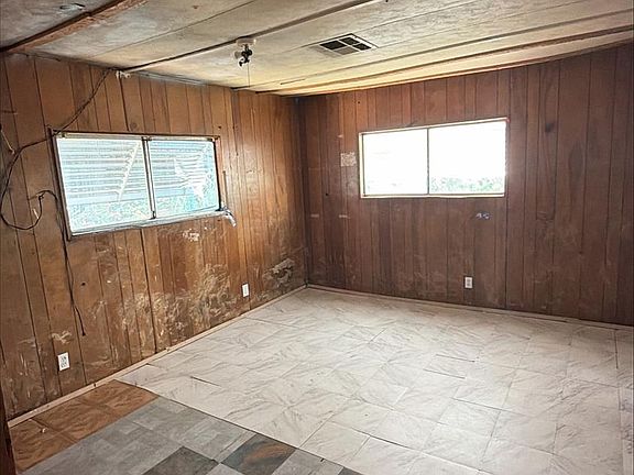 4th image of 801 Schipper St Space 10