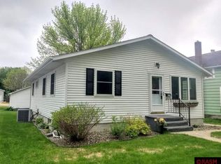 657 1st Ave N, Sleepy Eye, MN 56085