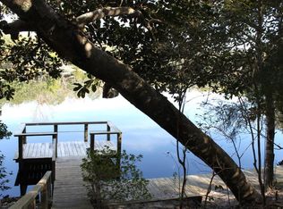 55 E Kathy Ln, Freeport, FL 32439