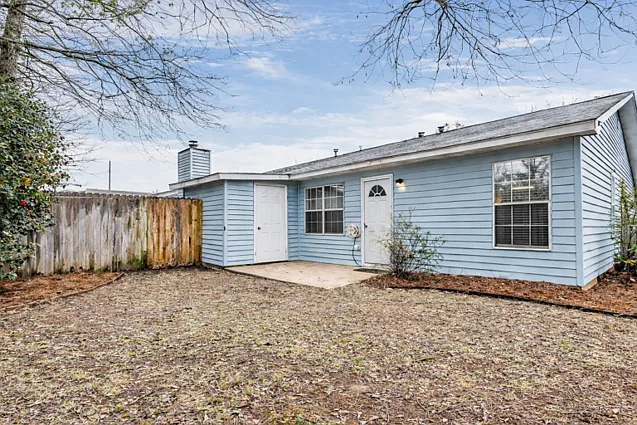 2110 Hamilton Pl N — Photo 13