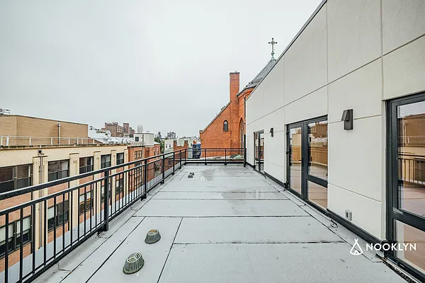 Rented by Nooklyn NYC LLC | media 31