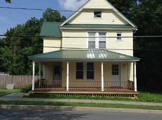62 Newton Ave, Saratoga Springs, NY 12866