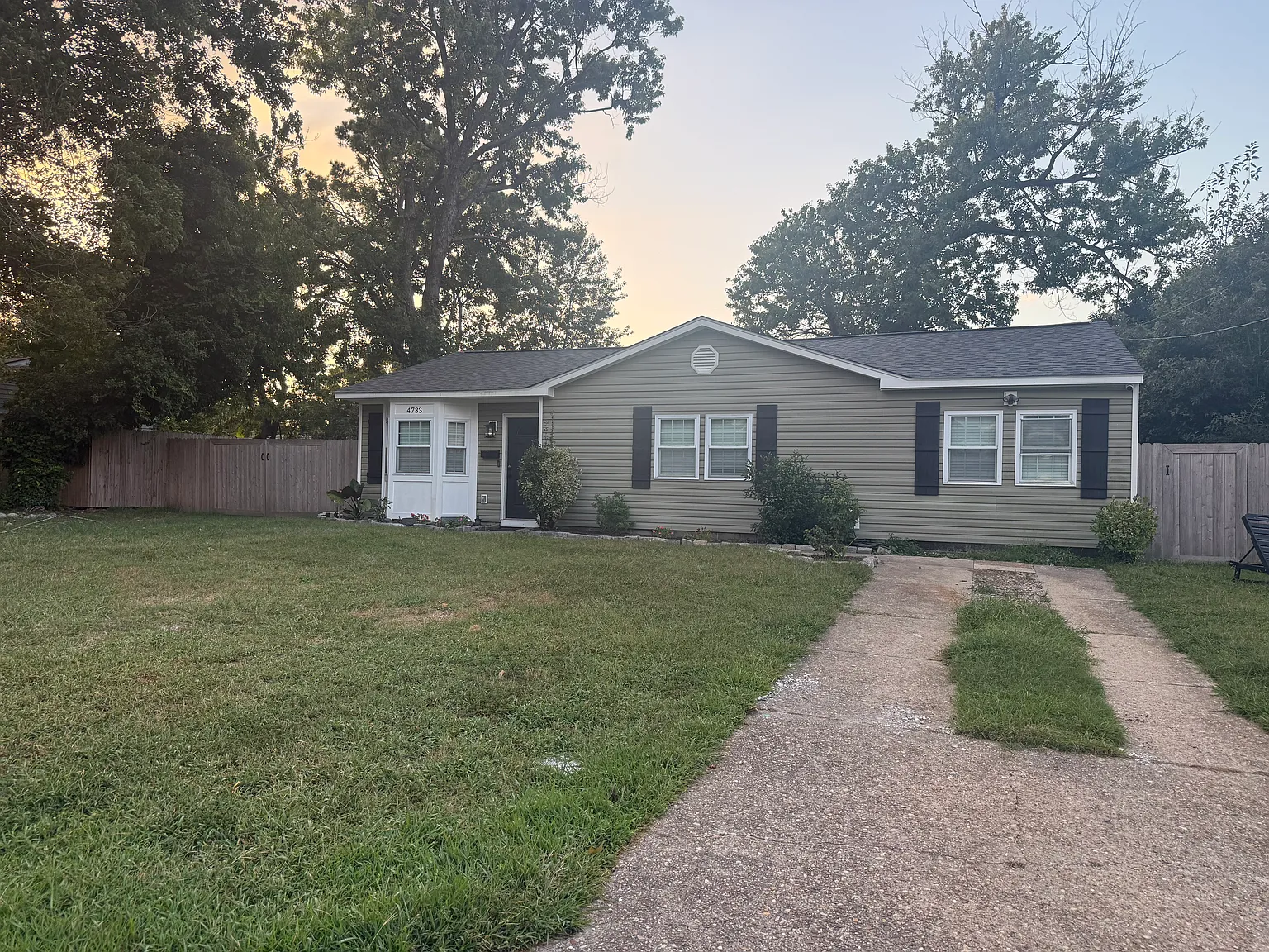4 bed, 1333 sqft, $2,750 — Photo 1
