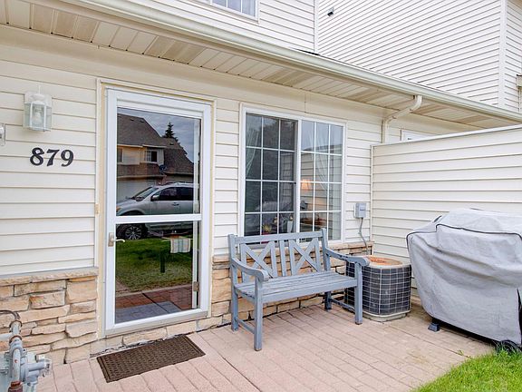 2nd image of 879 Ferdinand Dr