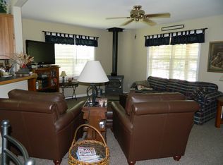 181 Lillian Strong Rd, Carlton, GA 30627