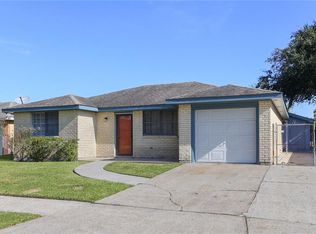 125 Four Oclock Ln, Westwego, LA 70094