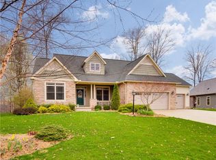 4308 Folkstone Cir, Uniontown, OH 44685