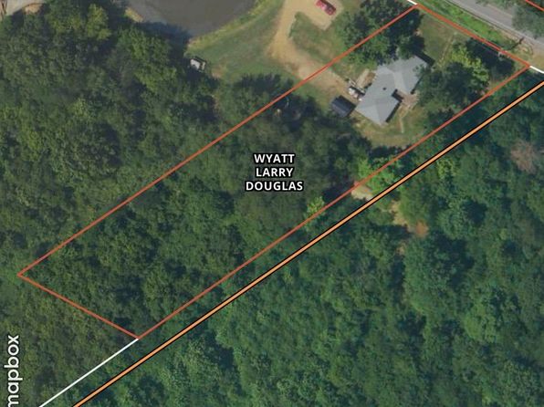 3082 Eggners Ferry Rd, Benton, KY 42025