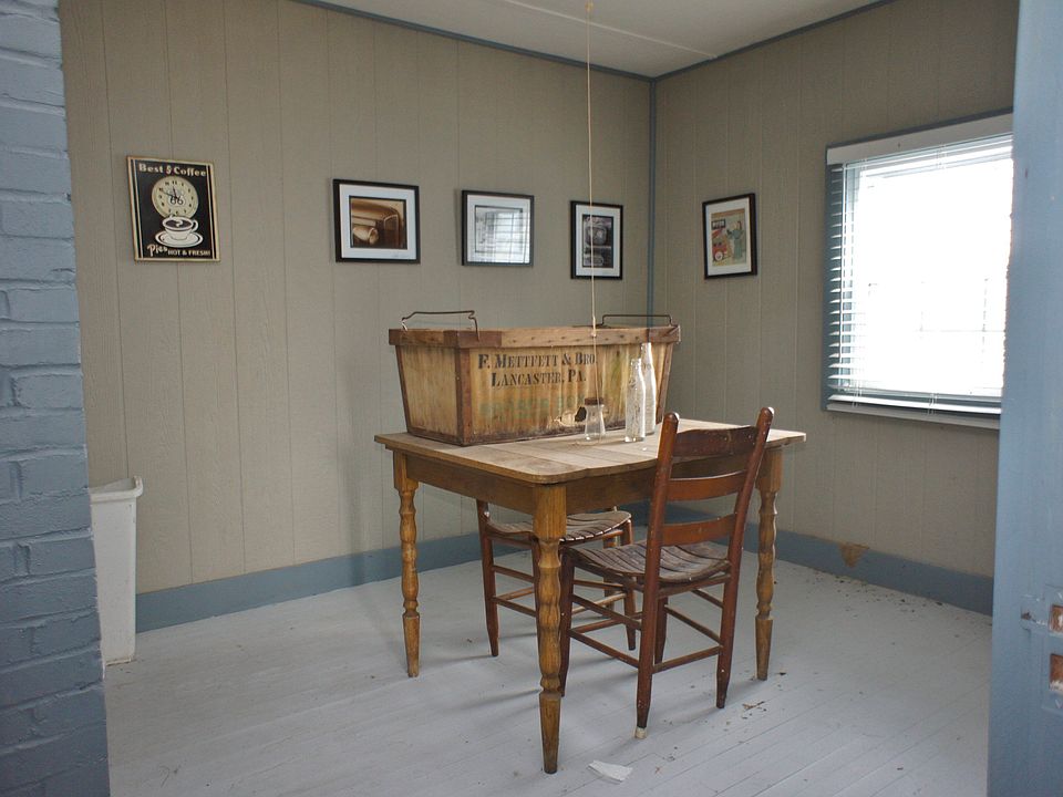 This Room is in the Garage