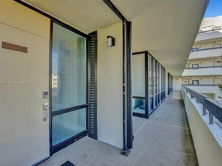 1401 S Federal Hwy #216 — Photo 41