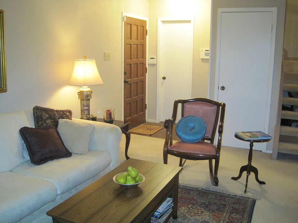 Half Bath on the 1st Floor!