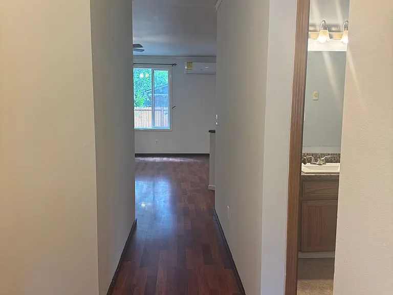 299 Wichman St S — Photo 16