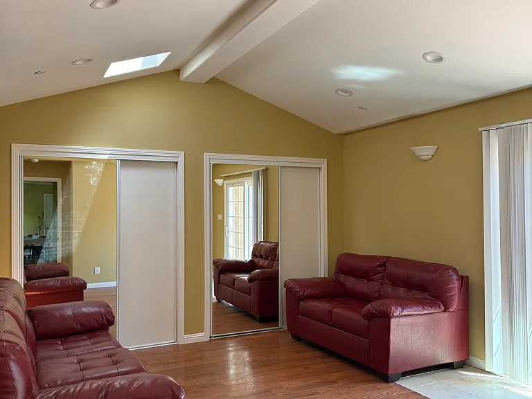 322 Jackson St — Photo 6