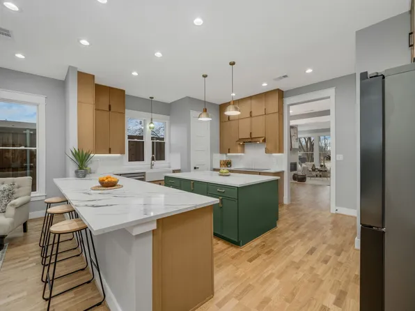 6047 Velasco Ave, Dallas, TX 75206