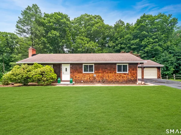 25 Lynn Drive, Wallingford, CT 06492