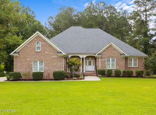 3738 Antebellum Ln, Grimesland, NC 27837