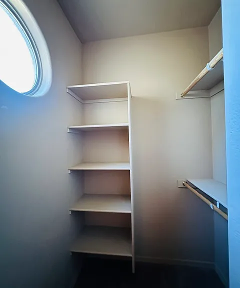 walk-in closet