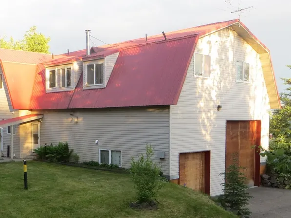 908 Lakloey Dr, North Pole, AK 99705