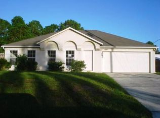 4083 SW Kamsler St, Port Saint Lucie, FL 34953