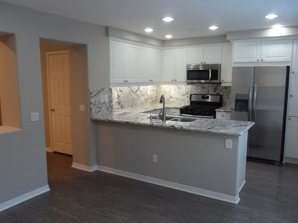33 Bonsall
