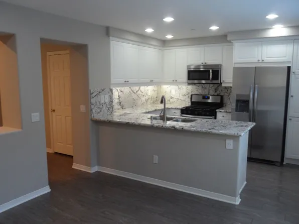 33 Bonsall, Irvine, CA 92602