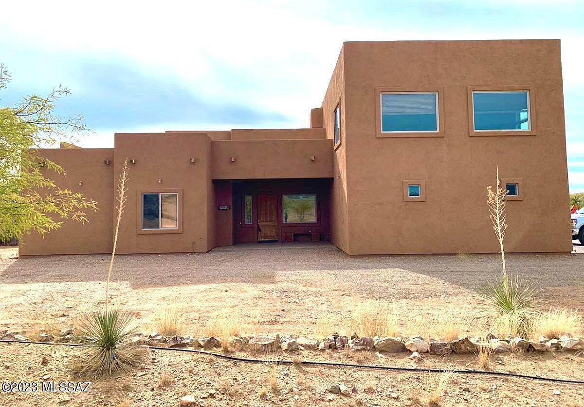 3305 W Acorn Ln, Benson, AZ 85602 | Zillow