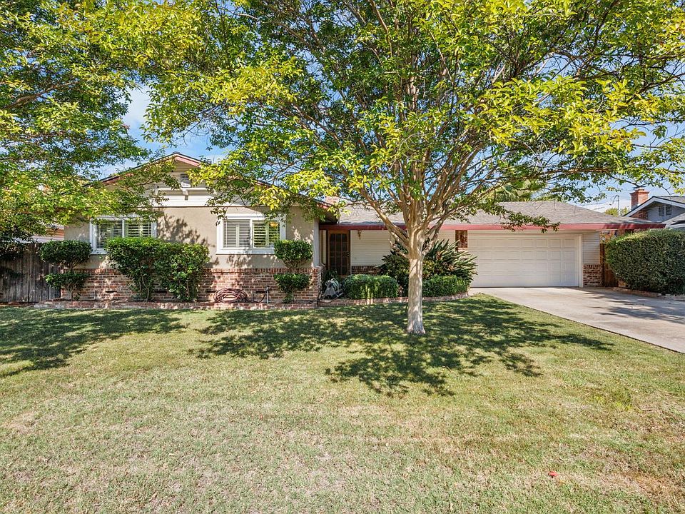 1st image of 7709 Heather Dr