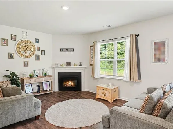 6585 Clark Creek Trl, Whitsett, NC 27377