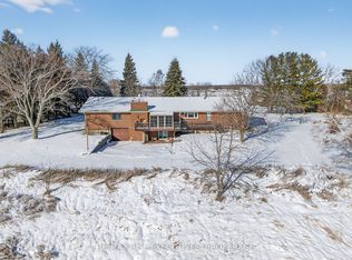 1647 Galt St, Greater Napanee, ON K0H 1G0