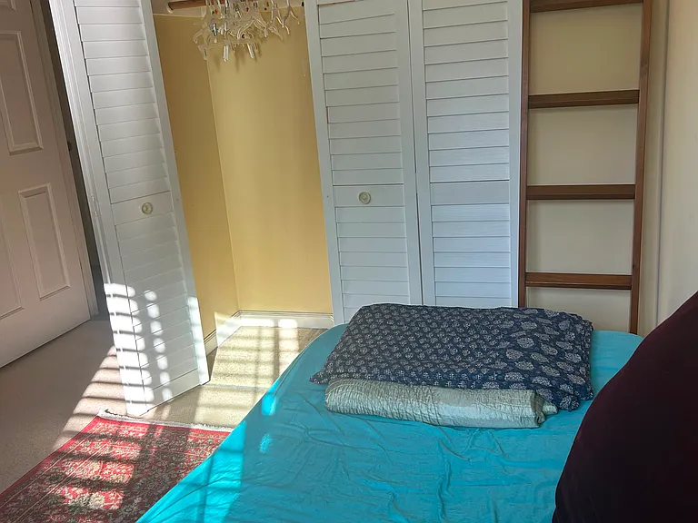6673 Mount Holly Dr — Photo 2