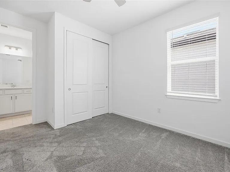 4311 SW 84th St — Photo 17