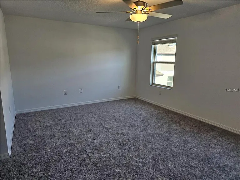 8309 Crescent Oaks Dr — Photo 25