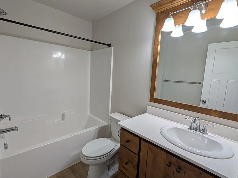 109 Hillcrest Ave — Photo 19