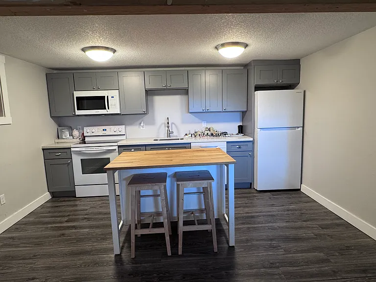 1505 NW 10th Ave #B — Photo 5